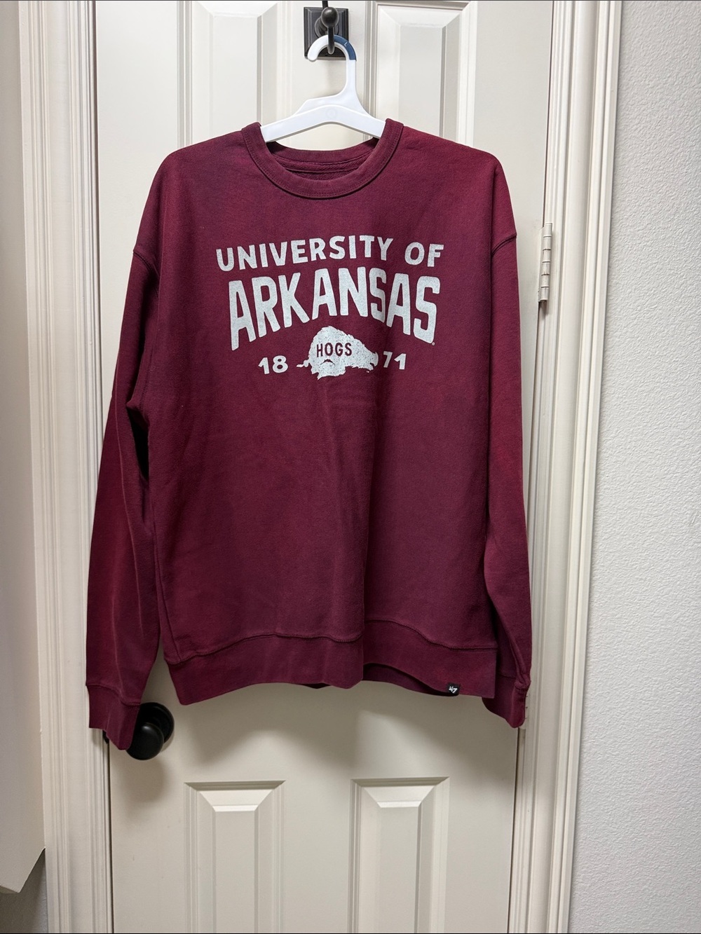 47 University of Arkansas Maroon Crewneck Sweatshirt size large